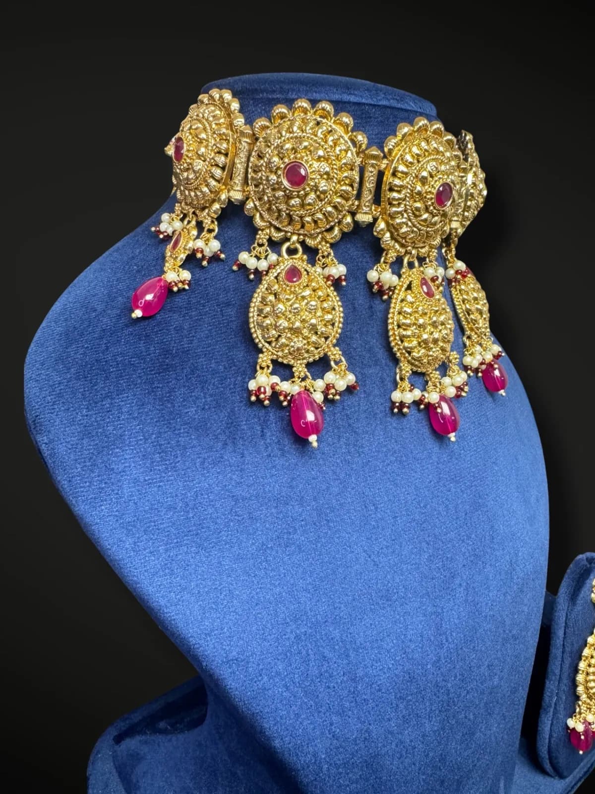 Heritage Antique Gold Choker - View 4