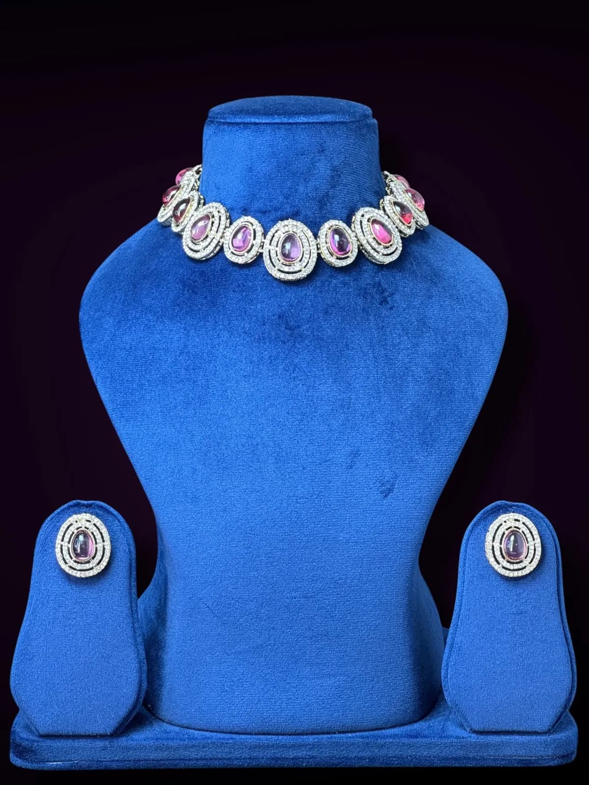 The Large Pear-Drop Medallion