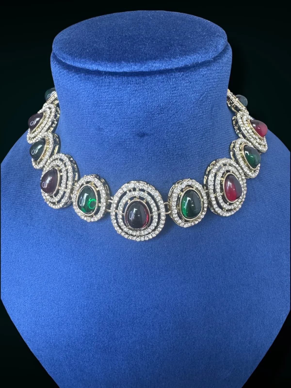 The Large Pear-Drop Medallion - View 3