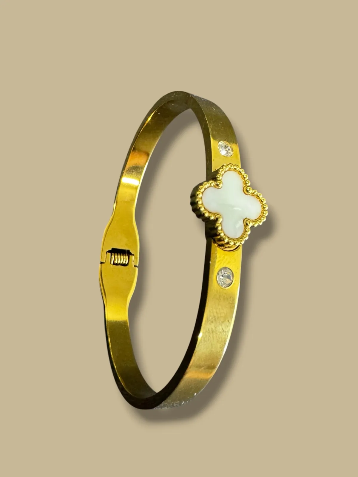 Luxe Clover-Motif Hinged Cuff Bangle - View 3